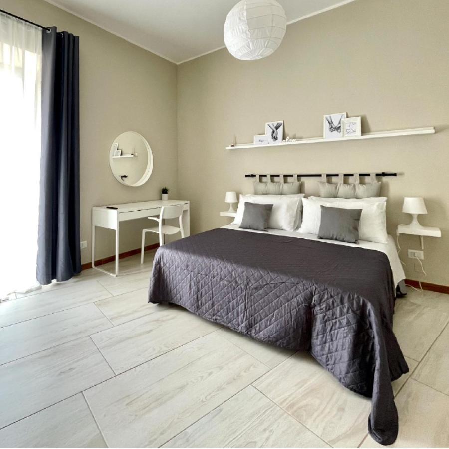 Grey Apartment Caiazzo Kültér fotó